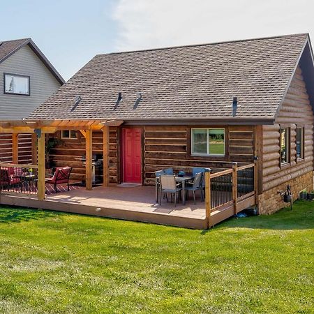 Whispering Pines Cabin With Pool, Lake And Golf Access! Villa Pine Lake Exteriör bild